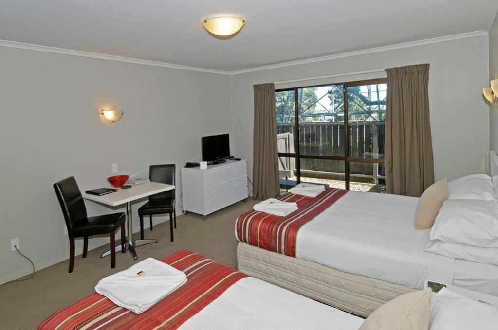 Airport Harbour Motel Auckland Eksteriør billede